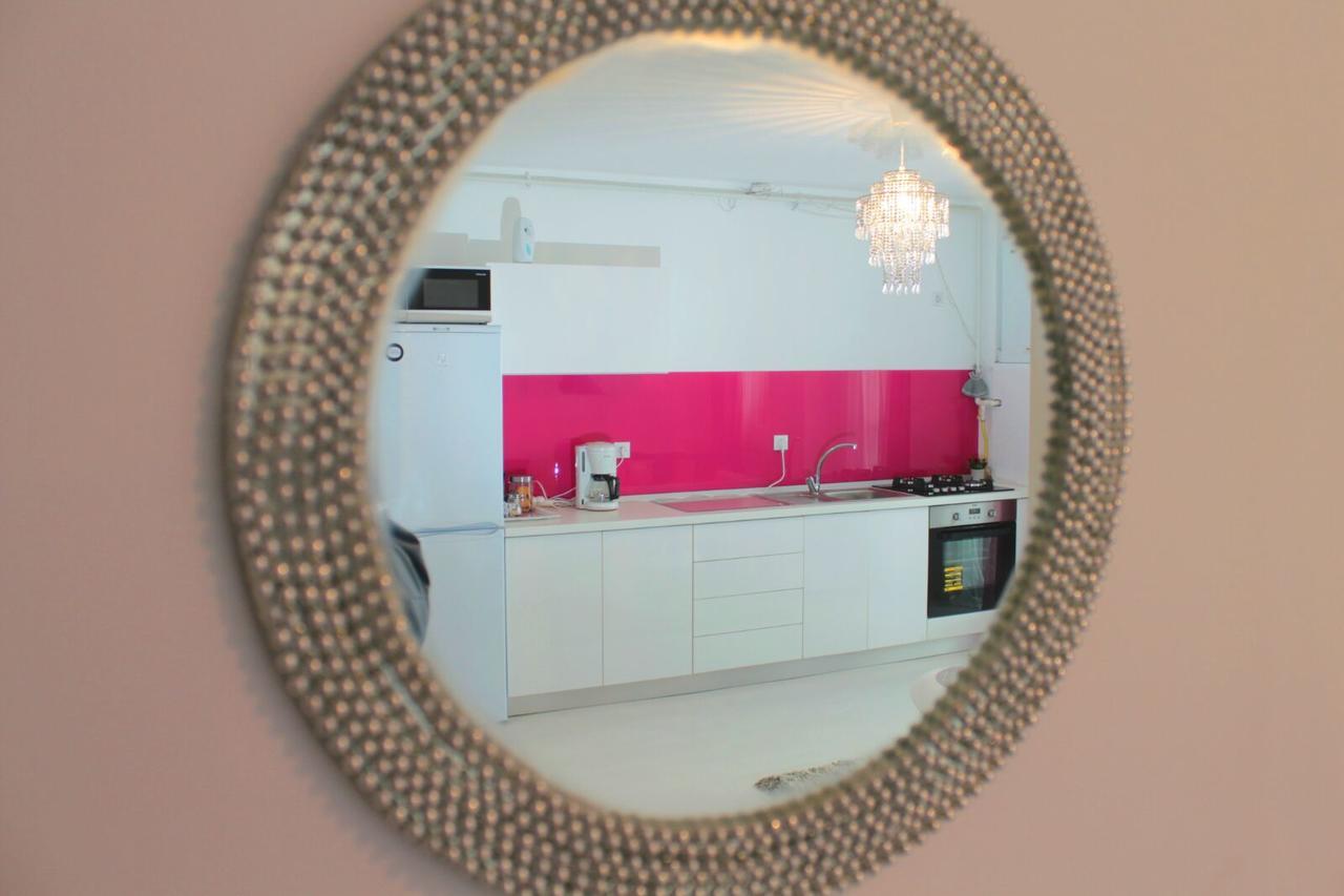 White Luxury Apartment Сибиу Экстерьер фото