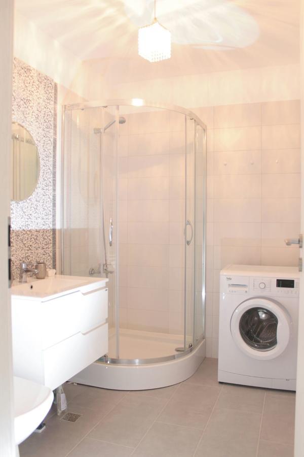 White Luxury Apartment Сибиу Экстерьер фото